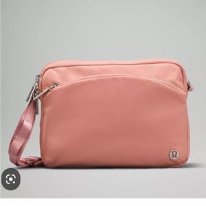 Lululemon city pink crossbody bag nwt